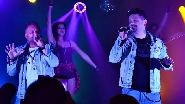 E-MAILL - Uśmiechnij się