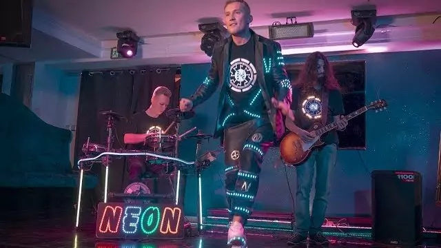 NE-ON - Niebywale Piękna