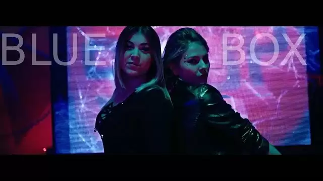 BLUE BOX - Nasza noc