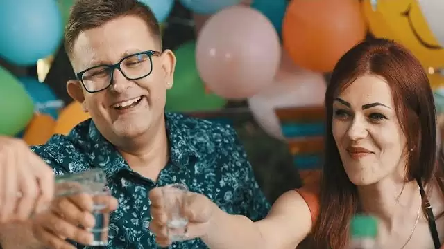 Bartosz Jagielski & Lady Jessy - NO WEŹ POLEWAJ