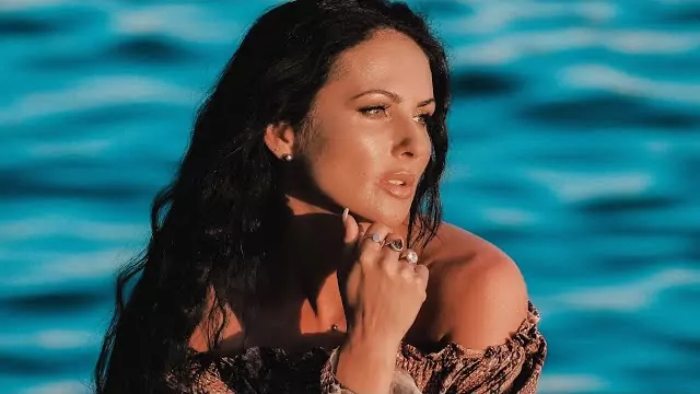 MIRAGE & YOKO - Ona jest na nie