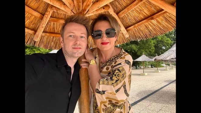 Aldona & Tim Fabian - Ręce w Górę