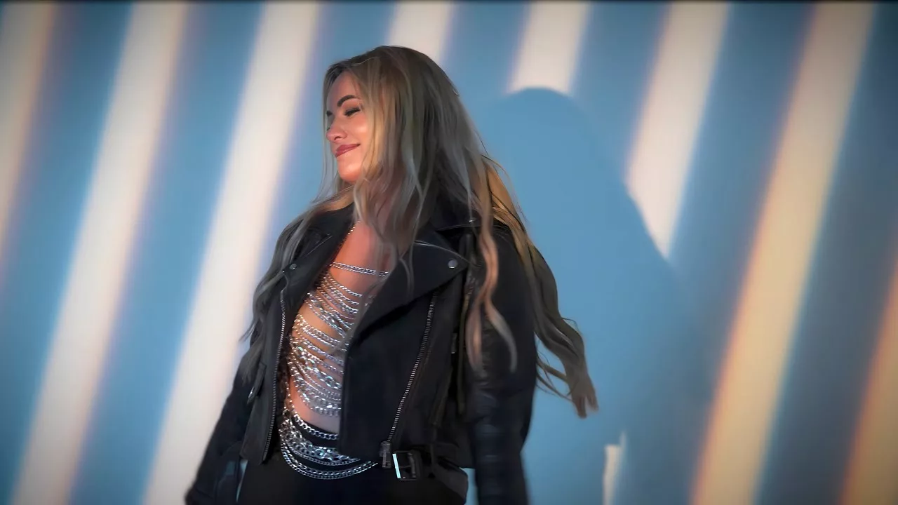 ANIUSIA - Cienie i Światło