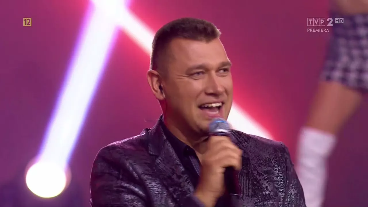 BABY FULL - Ciemnowłosa