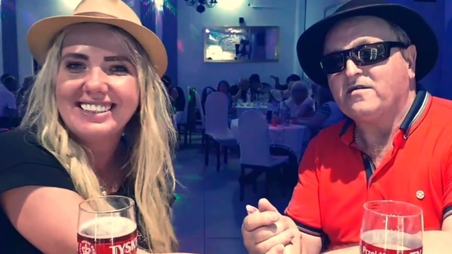 BAND HADZI Zycie jest jedno Cover Moc Atyystycza