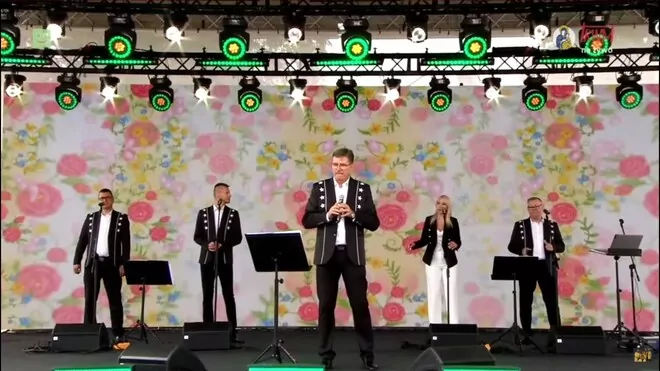 Bayer Full - Polskie kwiaty (Jasna Góra - Częstochowa 2025)