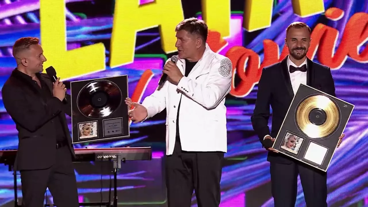 Bayer Full - Złota i Platynowa Płyta za singiel Szalona blondynka 2022