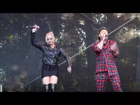 BOYS & Ela Dominikowska - Wstawaj i walcz (Strzelin 5.09.2021)