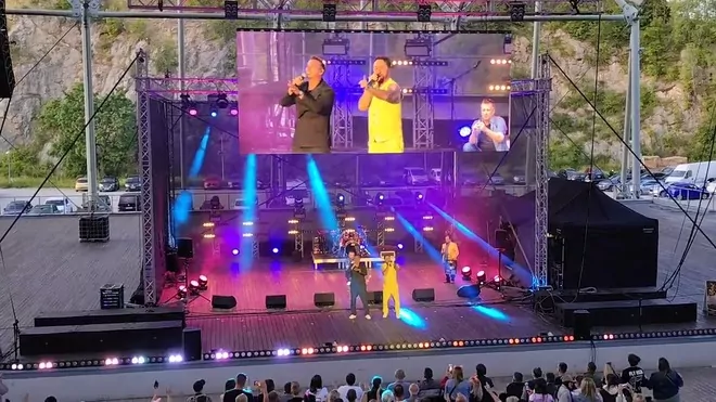 BOYS & WEEKEND - Muzykę w duszy mamy