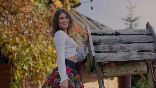 CAPITAN FOLK - Fale Loki