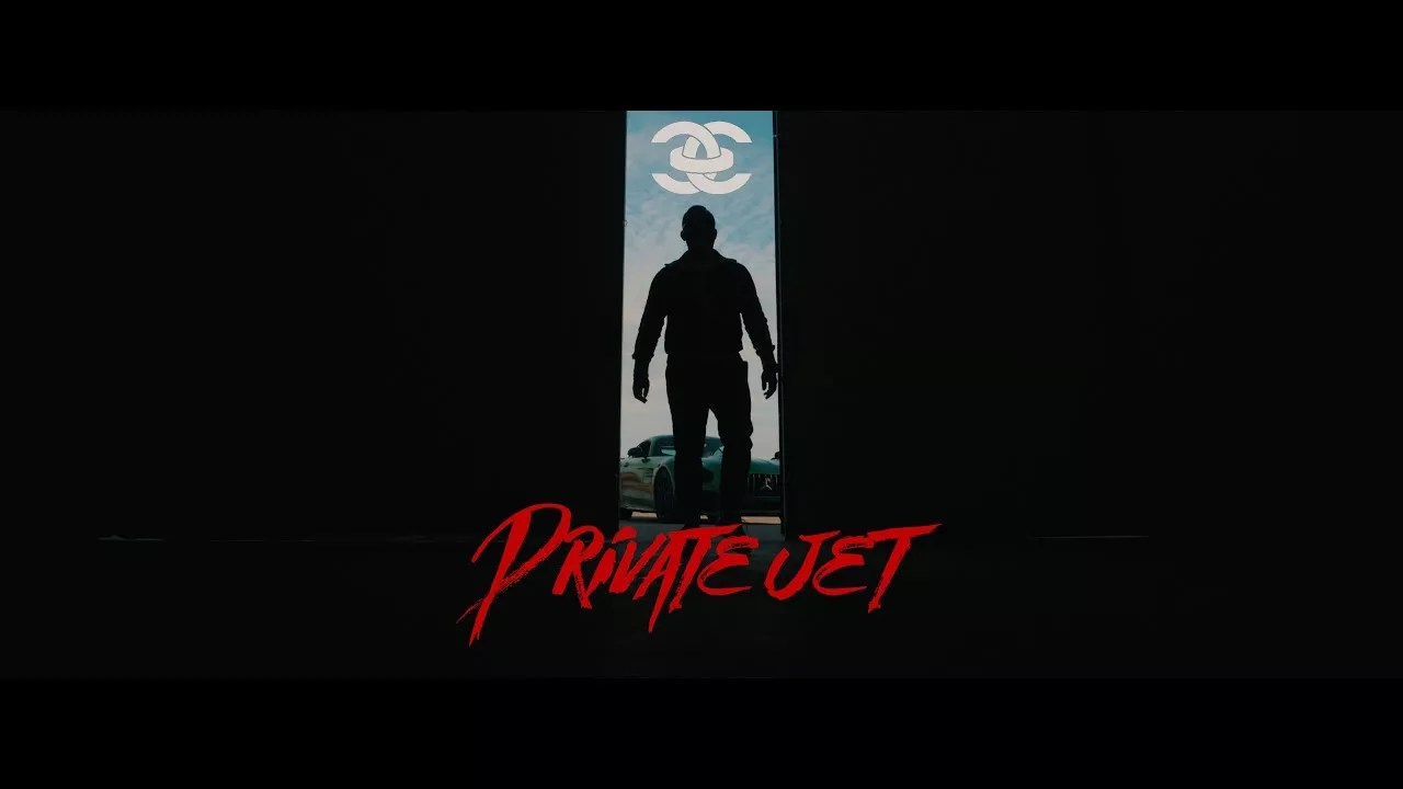 Coco Boyss - Private Jet