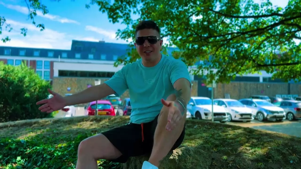 DeKa & FoXy - Łapmy Chmury