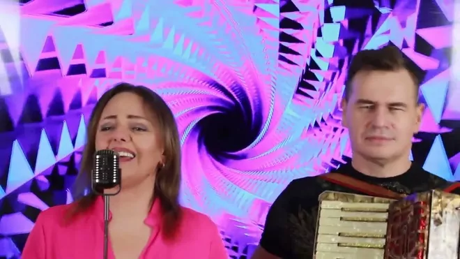 Delta - Pierwsza Miłość