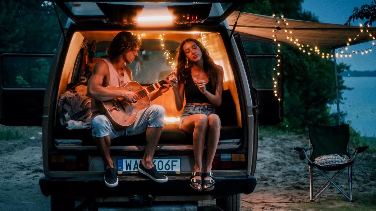 Denis - Patrzą na nas