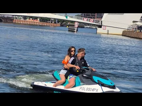 Dj Amber - Ona jest tu ze mną