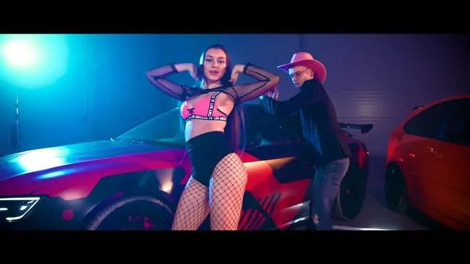 Dresmasters - One Wolą Audi