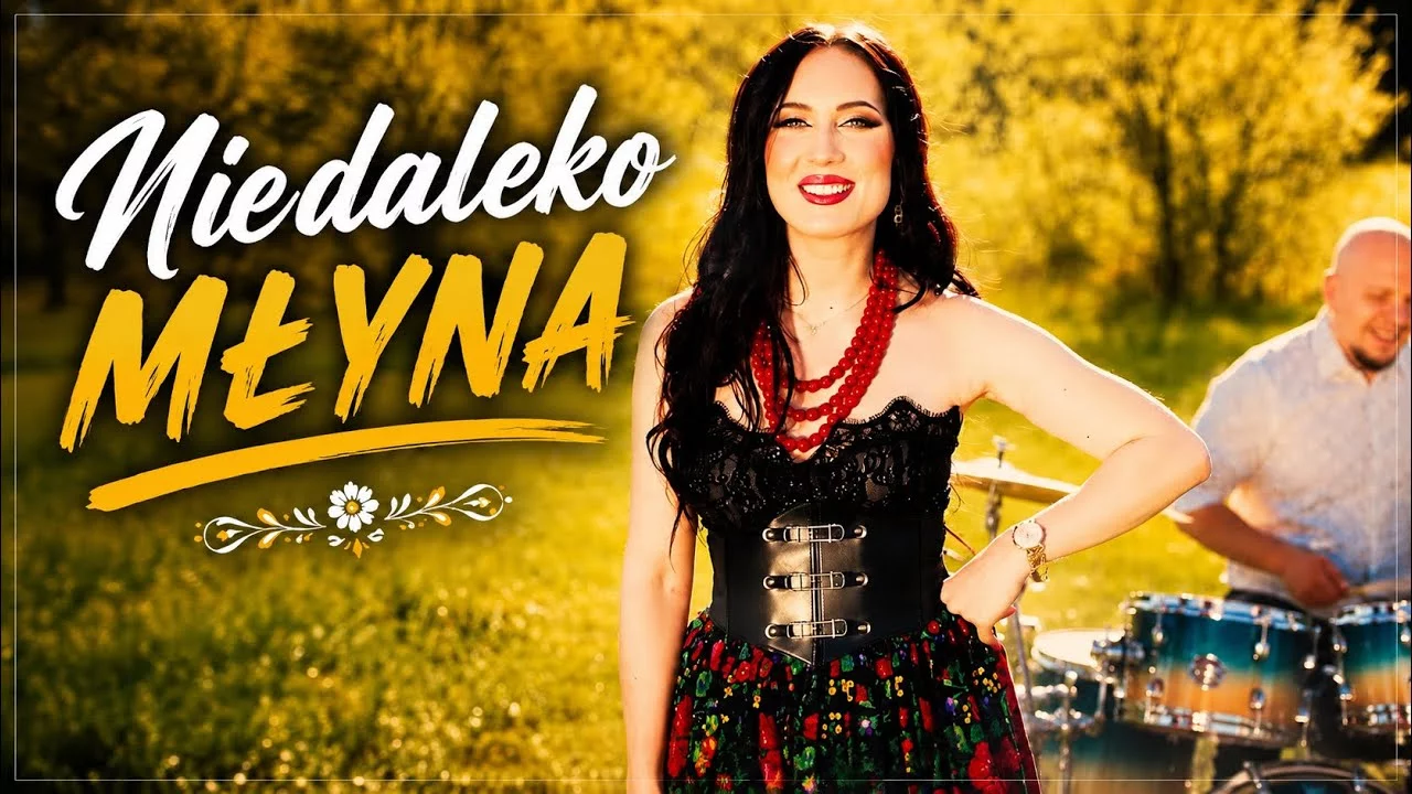 Iwona Cichoń - Niedaleko młyna