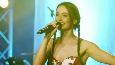 JUSTYNA LUBAS - TAKIEGO JANICKA (LIVE)