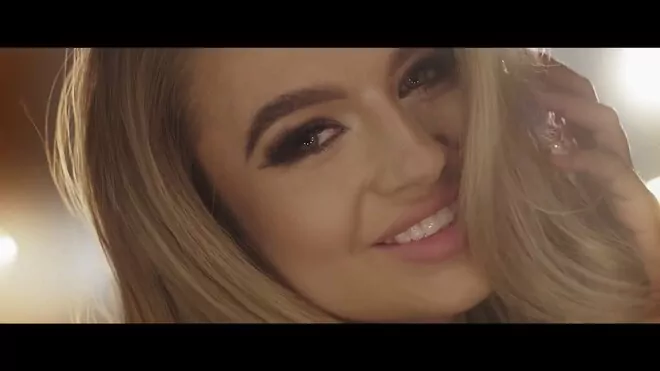 Krejzole - ONA MA TO COŚ