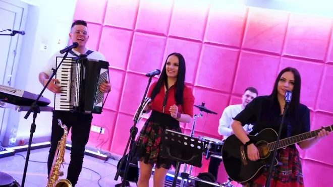 MASSiVE - Pokochaj Mnie Ewo [z rep. Paweł Gołecki]