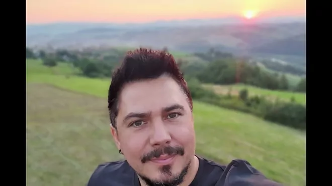 Mateusz Rajski - Bed of roses