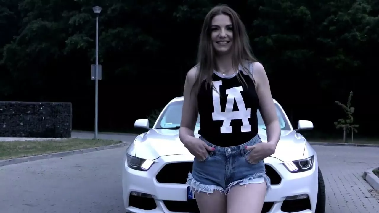 Miła Pani & DOKERS-DOTYKAJ MNIE (REMIX wer.POP mdm )