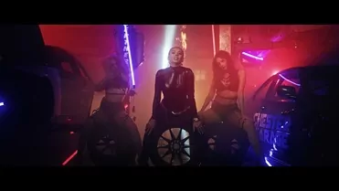 Monika Chwajoł - Zajefajna fura (zapowiedź teledysku)