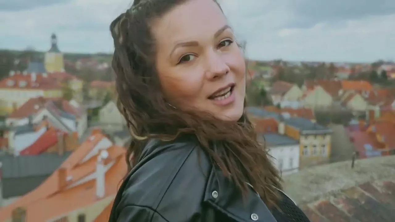 Niespotykani - Nikt nie liczy lat