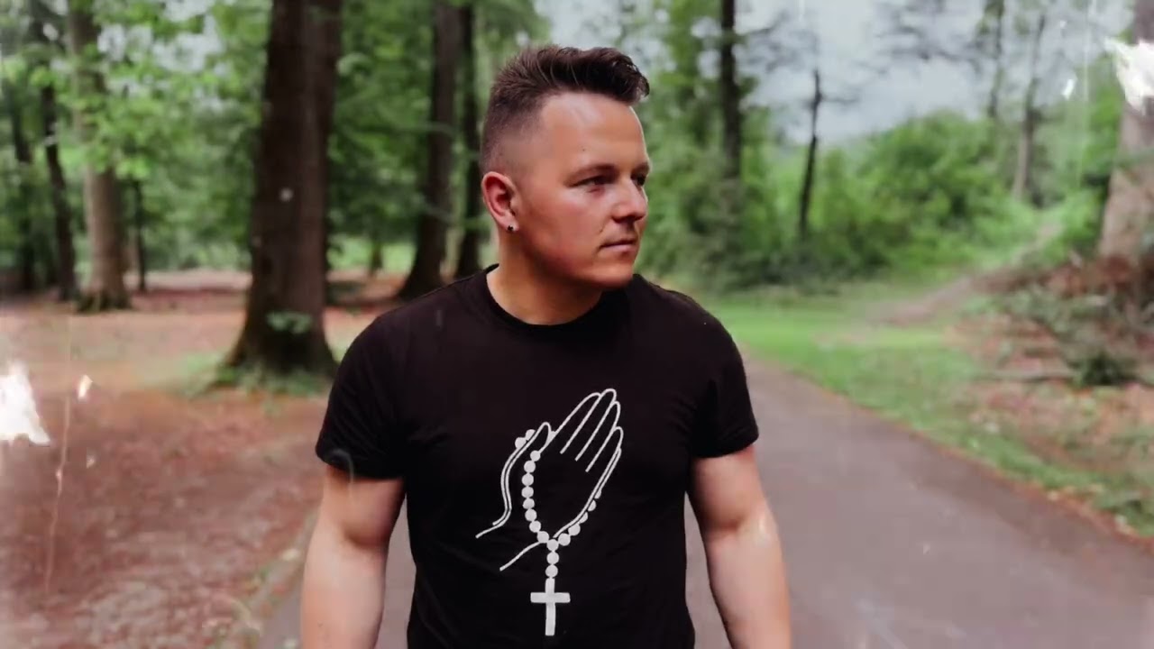Miniatura teledysku - Patryk Burzyński - Początek Lata 2026