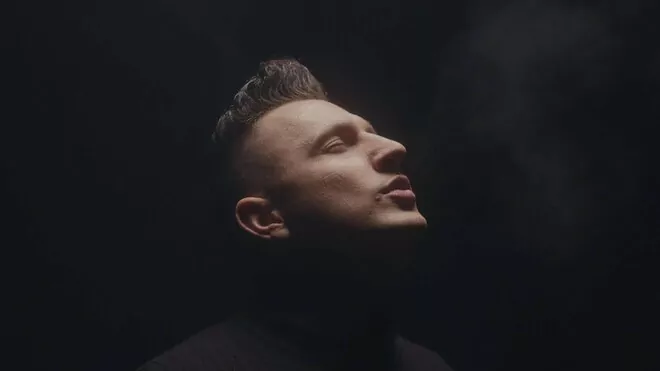 PRZEMEK BUDKA - Obnażony