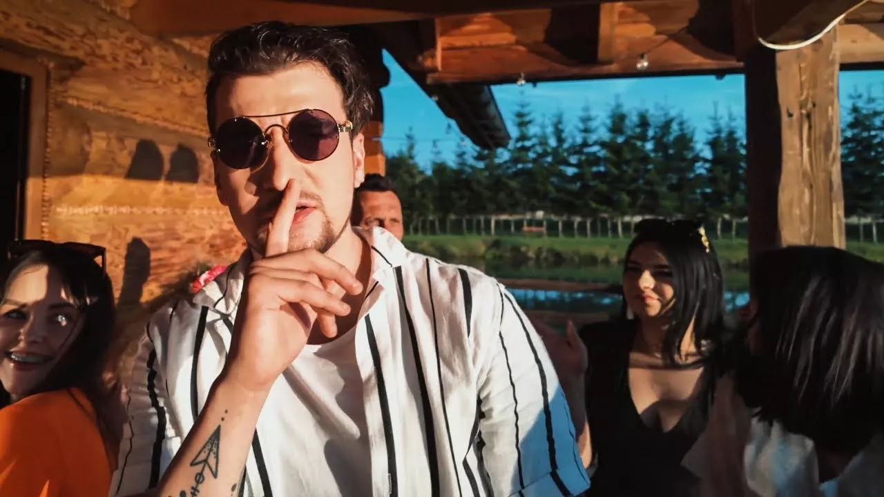 Przemek Frąckowiak - Zatrzymaj ten moment