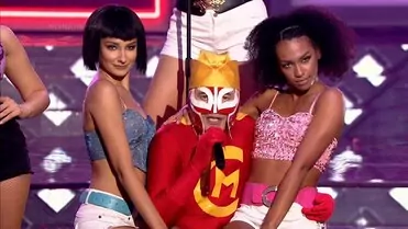 Robert Janowski jako Czadoman - Twoja Twarz Brzmi Znajomo