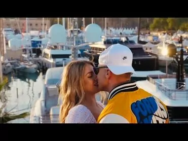 SKOLIM - Ona Mi Dała