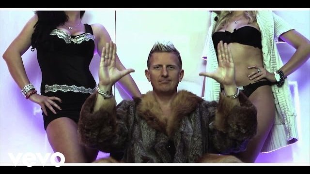 D-Bomb - Shake Your Boom Boom