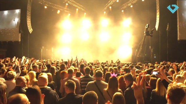 Luka Rosi - Ta dziewczyna to żart (Tauron Arena 04.02.2017)