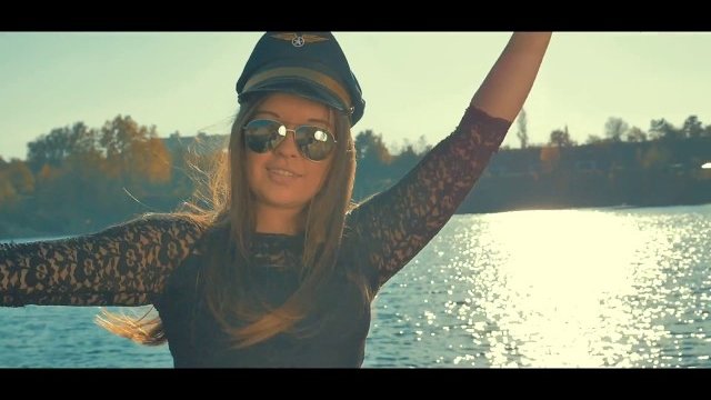 DW WOJTASS - Ta dziewczyna to ta