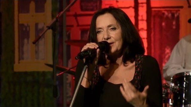 Krywań - Motyl usiadł zapachniało