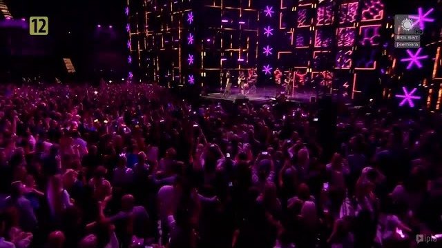 Łobuzy - Ona czuje we mnie piniądz - Disco Attack 2017