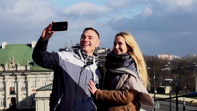 Summer Night - Pocałunek na ratunek