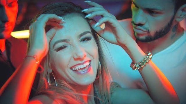 CASANDRA - Męski Świat