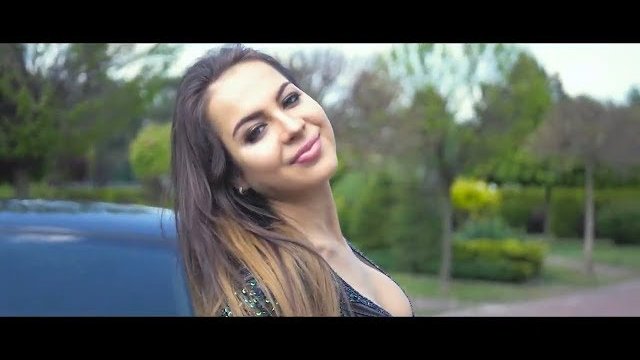 Łukasz Pawlikowski - Ona jedna ta mała