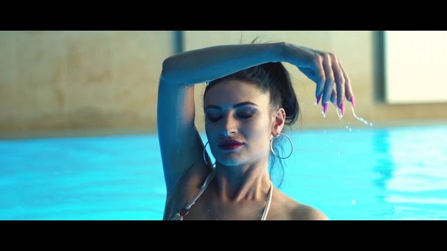 Fryzjer - Głupia Miłość 