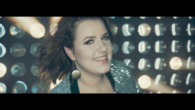 UN POCA LOCA - Piątek 