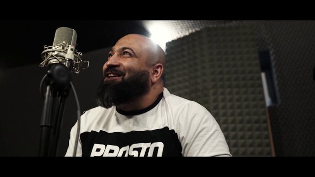 FISHER - Potrzebuję Cię (Akustycznie)