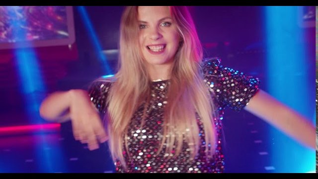 Bartek Mrozek- Lekko Wcięta 