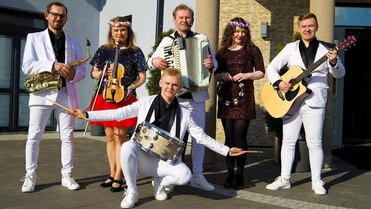 CAPRII - WESELNY MIX | 2022