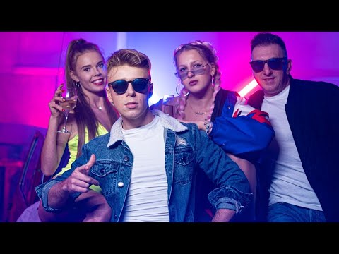 Skolim & Mr.Max - MAMUŚKI