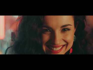 Zabójczo Piękna - Lovelas